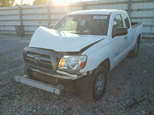 5TETX22N89Z668154 - 2009 TOYOTA TACOMA WHITE photo 2