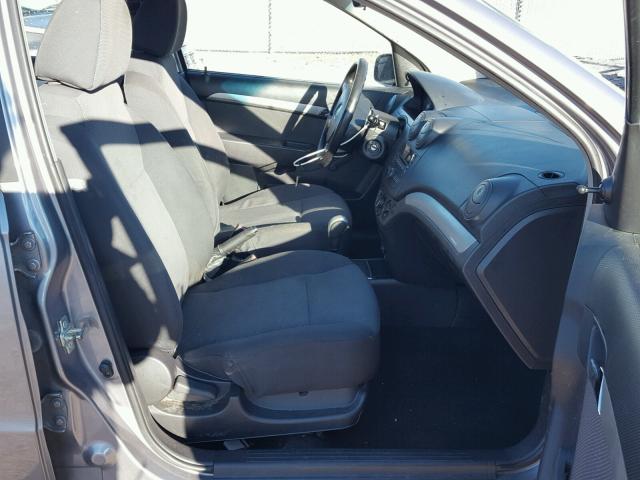 KL1TD5DE5AB126632 - 2010 CHEVROLET AVEO LS GRAY photo 5