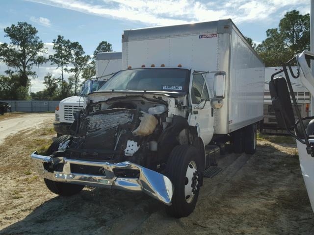 3FRNF6FB1CV161147 - 2012 FORD F650 SUPER WHITE photo 2