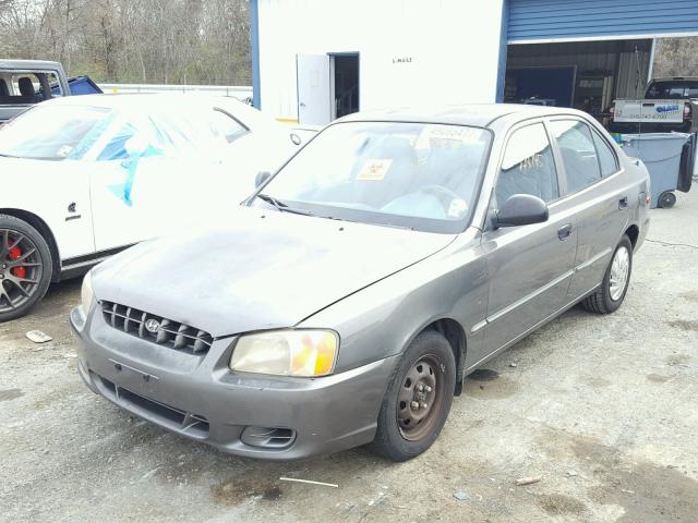 KMHCG45C52U338648 - 2002 HYUNDAI ACCENT GL GRAY photo 2