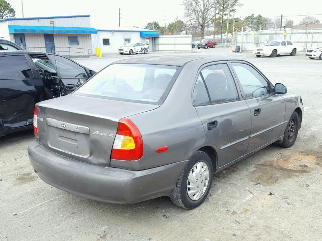 KMHCG45C52U338648 - 2002 HYUNDAI ACCENT GL GRAY photo 4