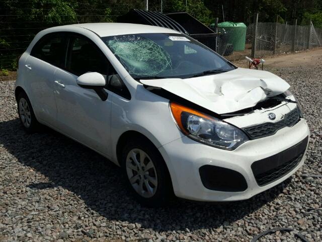 KNADM5A39D6223018 - 2013 KIA RIO LX WHITE photo 1