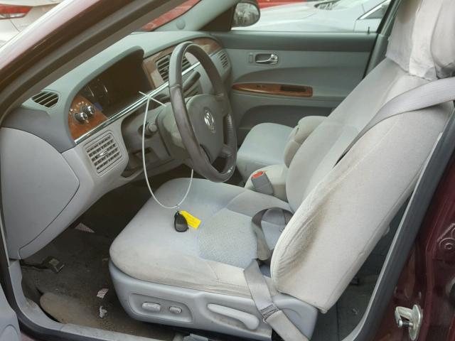 2G4WC582161301826 - 2006 BUICK LACROSSE C BURGUNDY photo 5