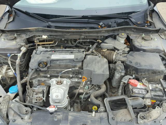 1HGCR2F38DA075370 - 2013 HONDA ACCORD LX GRAY photo 7