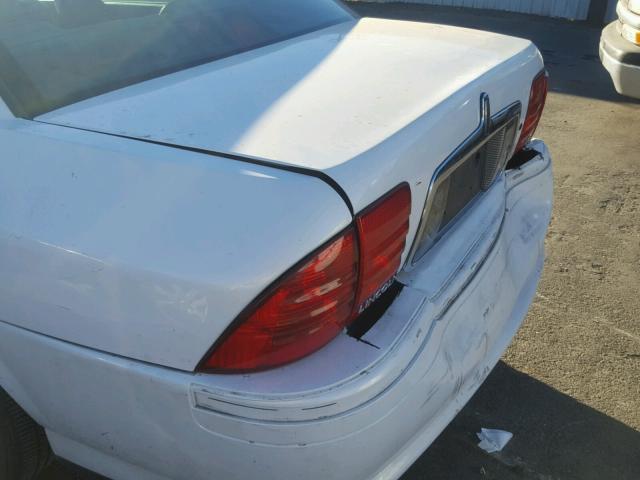 1LNHM86S1YY782929 - 2000 LINCOLN LS WHITE photo 9