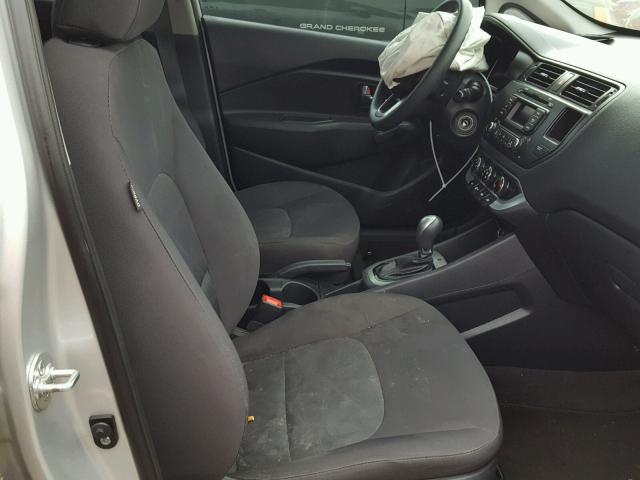 KNADM5A39E6359778 - 2014 KIA RIO LX Արծաթագույն լուսանկար 5