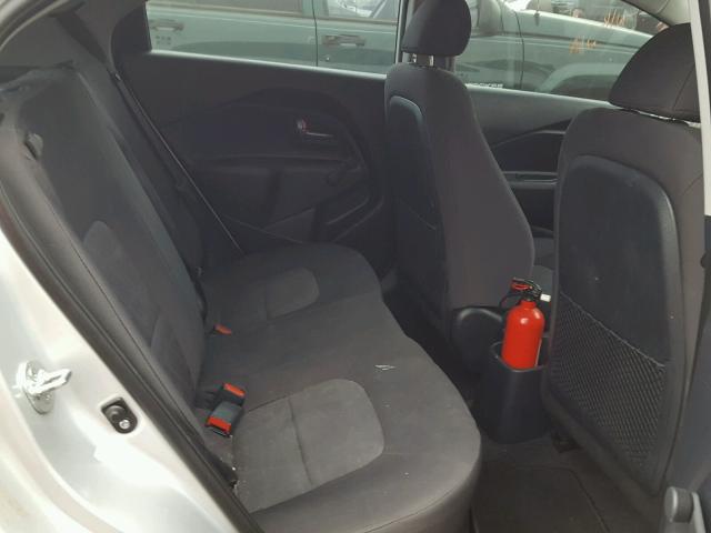 KNADM5A39E6359778 - 2014 KIA RIO LX Արծաթագույն լուսանկար 6