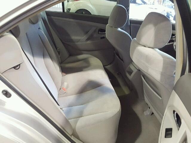 4T1BK46K58U569946 - 2008 TOYOTA CAMRY LE ვერცხლისფერი ფოტო 6