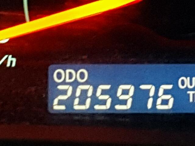 4T1BK46K58U569946 - 2008 TOYOTA CAMRY LE ვერცხლისფერი ფოტო 8