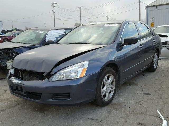 1HGCM56307A140698 - 2007 HONDA ACCORD SE BLUE photo 2