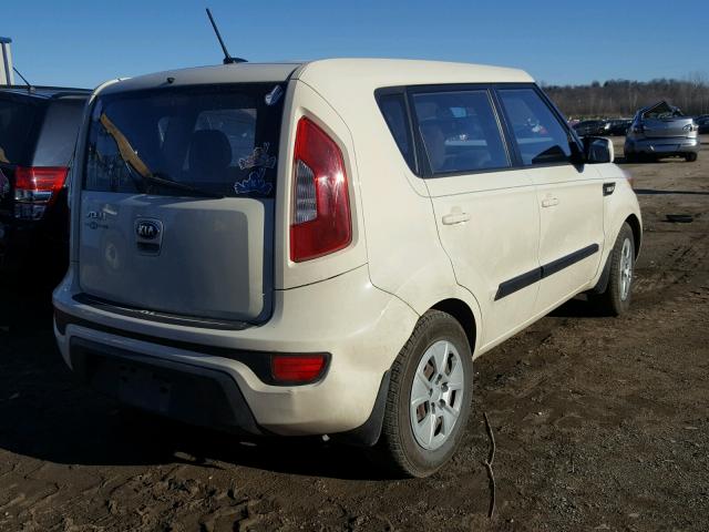 KNDJT2A50D7497873 - 2013 KIA SOUL WHITE photo 4