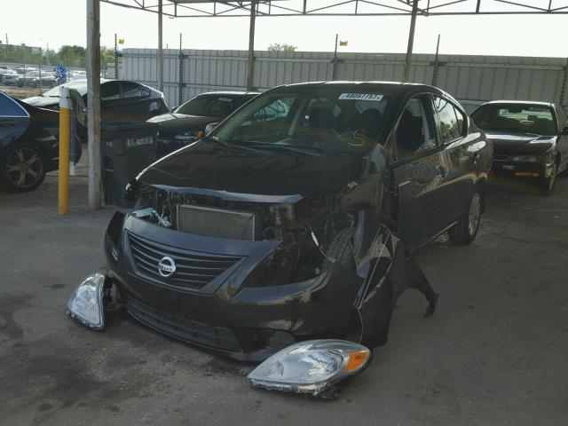 3N1CN7AP7CL918423 - 2012 NISSAN VERSA S BLACK photo 2