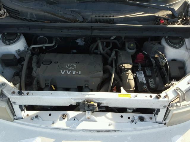 JTLKT324864065539 - 2006 TOYOTA SCION XB WHITE photo 7