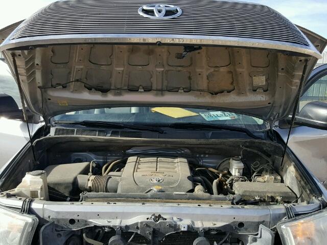 5TFDW5F14CX263634 - 2012 TOYOTA TUNDRA CRE SILVER photo 7