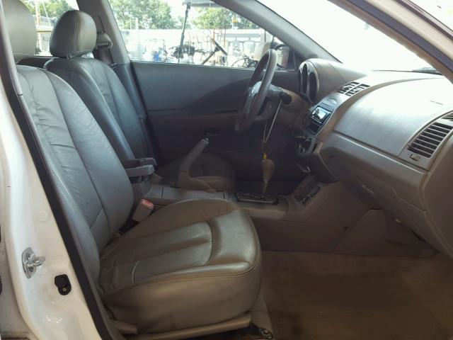 1N4AL11D54C156743 - 2004 NISSAN ALTIMA BAS WHITE photo 5