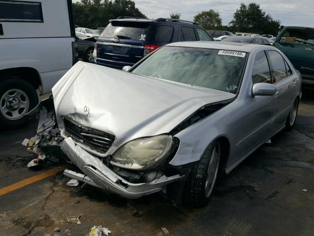 WDBNG70J72A230388 - 2002 MERCEDES-BENZ S 430 SILVER photo 2
