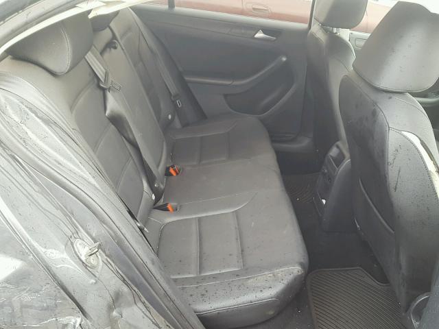 3VWDX7AJ5CM078110 - 2012 VOLKSWAGEN JETTA SE 灰色 照片 6