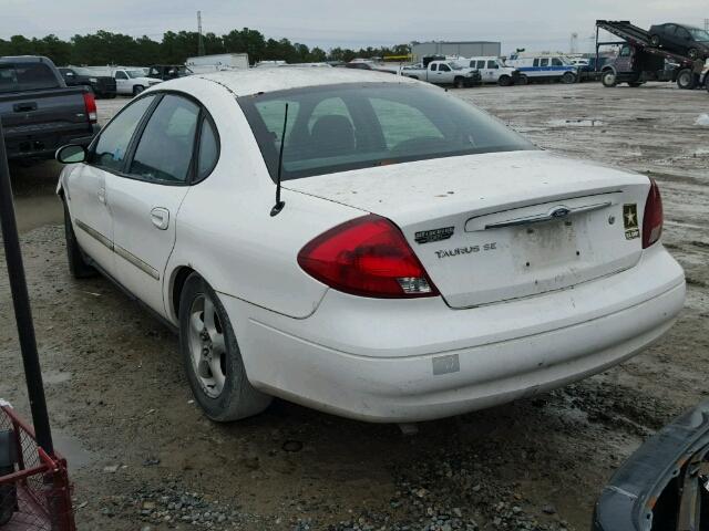 1FAFP5326YA237913 - 2000 FORD TAURUS SE WHITE photo 3