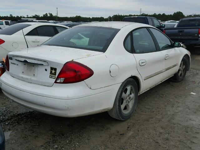 1FAFP5326YA237913 - 2000 FORD TAURUS SE WHITE photo 4