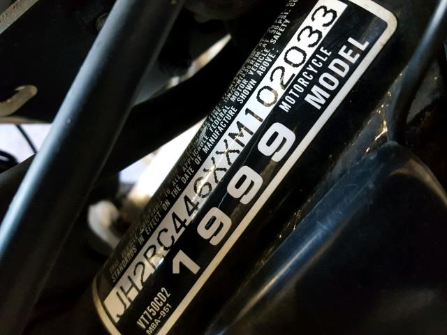JH2RC446XXM102033 - 1999 HONDA VT750 CD2 GREEN photo 10