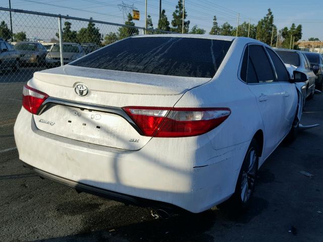 4T1BF1FK8GU183233 - 2016 TOYOTA CAMRY LE WHITE photo 4