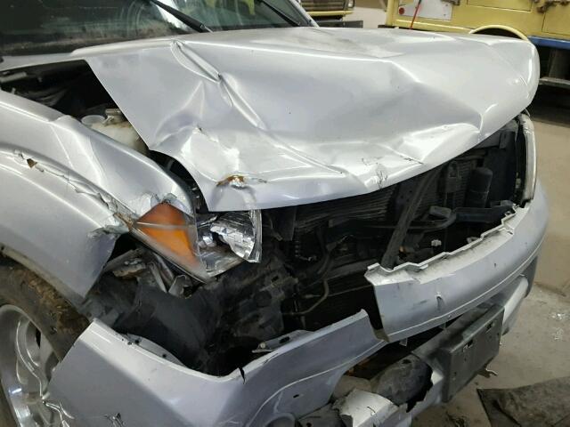 5N1AR18U56C647276 - 2006 NISSAN PATHFINDER SILVER photo 9