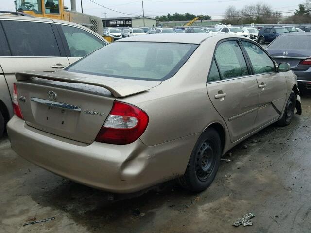 4T1BE32K33U181582 - 2003 TOYOTA CAMRY LE 金色 照片 4