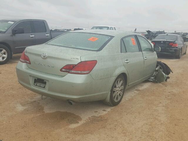 4T1BK36BX8U266171 - 2008 TOYOTA AVALON XL GREEN photo 4