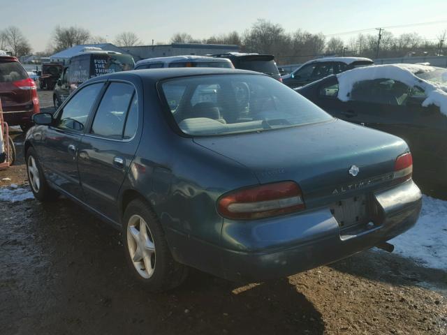 1N4BU31D8VC181568 - 1997 NISSAN ALTIMA XE GREEN photo 3