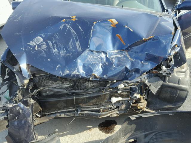 4T1BF32K03U050574 - 2003 TOYOTA CAMRY LE ლურჯი ფოტო 7