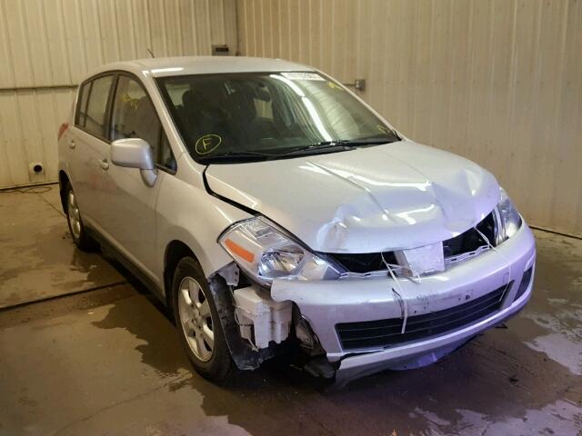 3N1BC13E48L367952 - 2008 NISSAN VERSA S SILVER photo 1