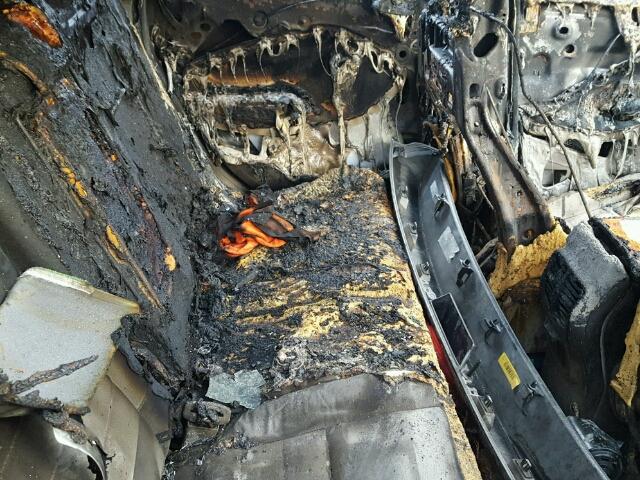 1FMCU9GX4EUC05521 - 2014 FORD ESCAPE SE BURN photo 6