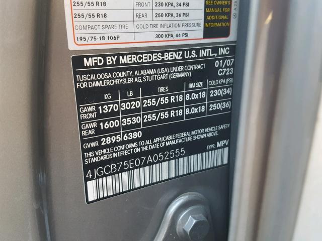 4JGCB75E07A052555 - 2007 MERCEDES-BENZ R 500 GRAY photo 10