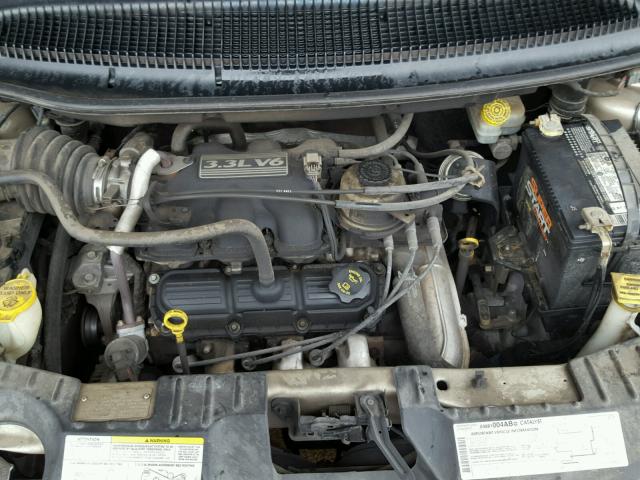 1C4GP45R95B221925 - 2005 CHRYSLER TOWN & COU TAN photo 7