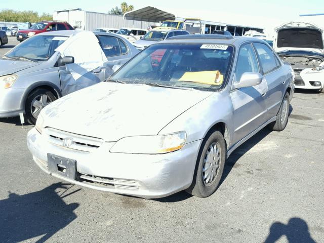 JHMCG567X2C027376 - 2002 HONDA ACCORD SE SILVER photo 2