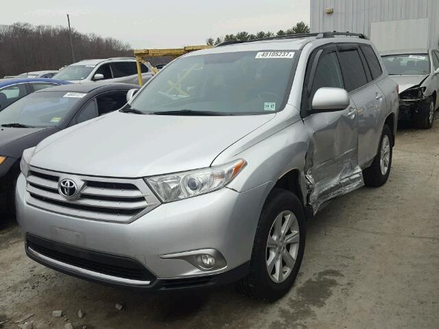 5TDBK3EH6CS173574 - 2012 TOYOTA HIGHLANDER SILVER photo 2