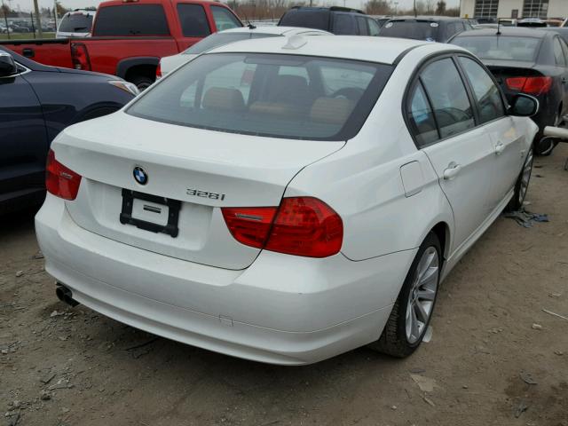 WBAPK5G54BNN28540 - 2011 BMW 328 XI SUL WHITE photo 4