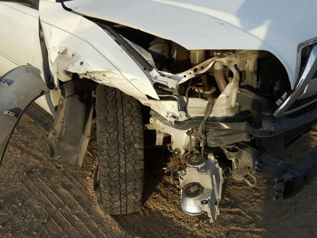 JTEBU14R368054474 - 2006 TOYOTA 4RUNNER SR WHITE photo 9