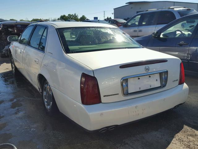 1G6KE54Y82U143025 - 2002 CADILLAC DEVILLE DH WHITE photo 3