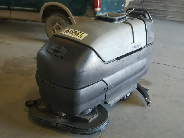 NOVN - 2000 NORT SCRUBBER GRAY photo 3