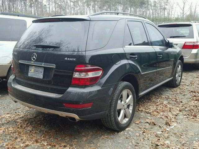 4JGBB8GB2BA640051 - 2011 MERCEDES-BENZ ML 350 4MA BLACK photo 4