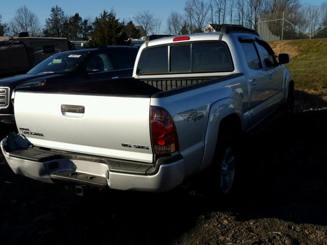 5TEMU52N37Z429333 - 2007 TOYOTA TACOMA DOU SILVER photo 4