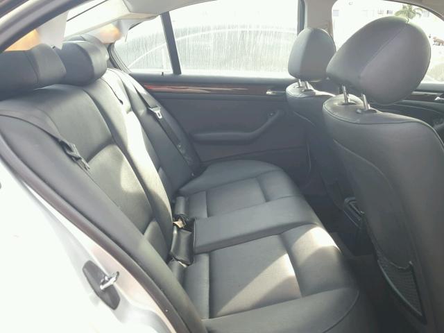 WBAEV334X4KW15895 - 2004 BMW 325 I GRAY photo 6