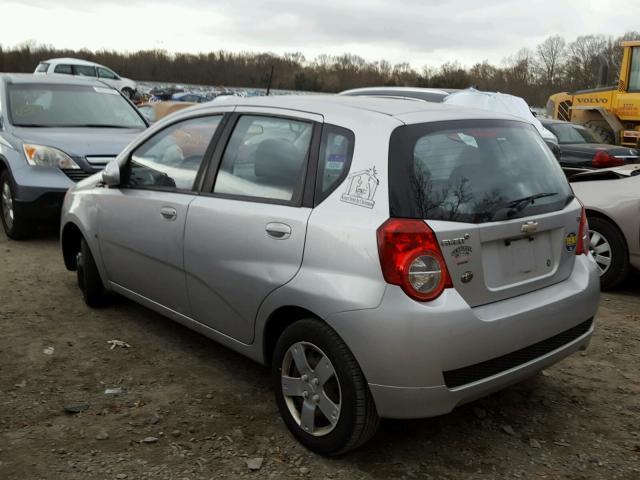 KL1TD66EX9B306901 - 2009 CHEVROLET AVEO LS SILVER photo 3