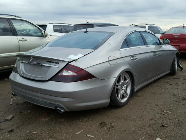 WDDDJ75X26A021244 - 2006 MERCEDES-BENZ CLS 500C GRAY photo 4