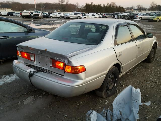 4T1BG22KX1U075163 - 2001 TOYOTA CAMRY CE SILVER photo 4