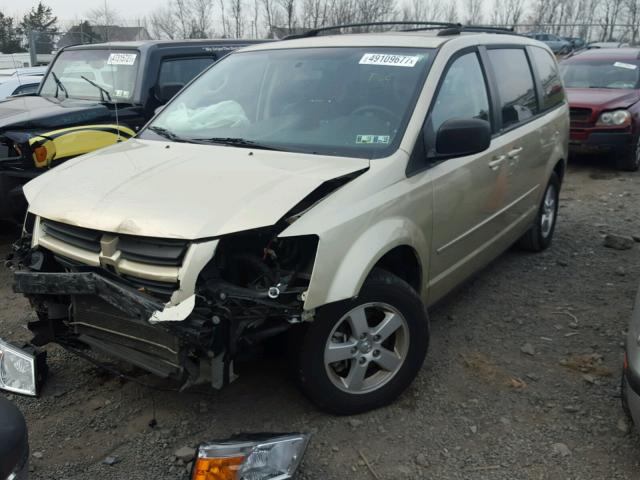 2D4RN4DE7AR370779 - 2010 DODGE GRAND CARA GOLD photo 2