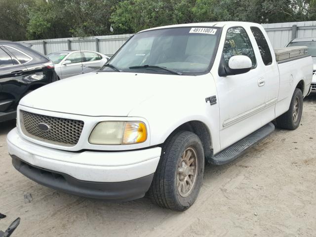 1FTRX17W32NB62827 - 2002 FORD F150 WHITE photo 2