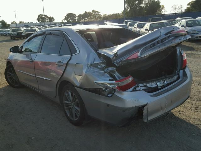 4T1BD1FK9HU213640 - 2017 TOYOTA CAMRY HYBR GRAY photo 3