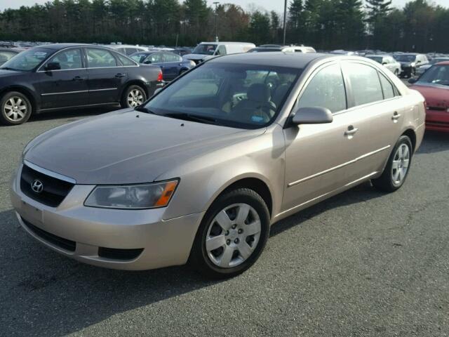 5NPET46C58H374558 - 2008 HYUNDAI SONATA BEIGE photo 2